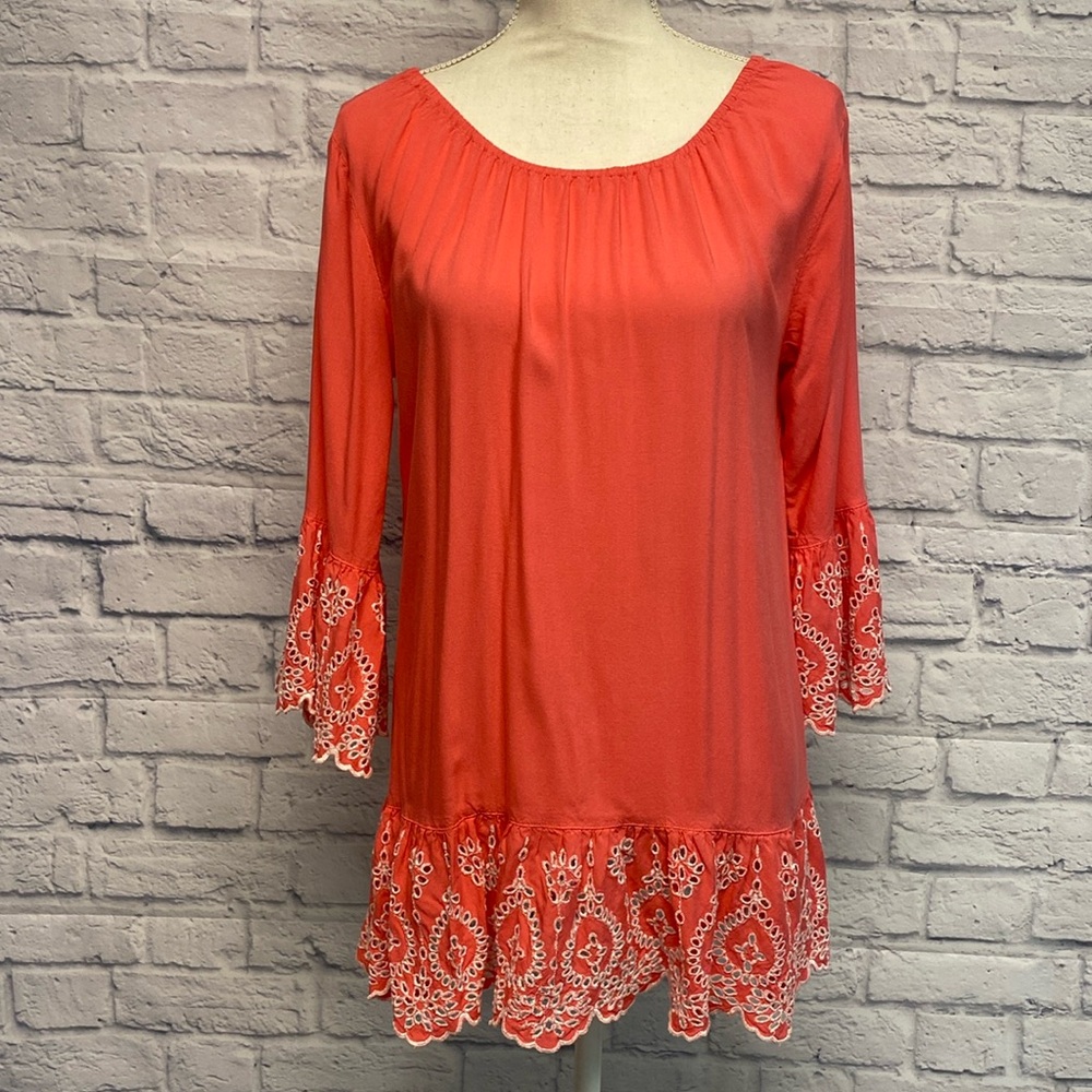 Sweet Magnolia Coral Viscose Tunic Size Small